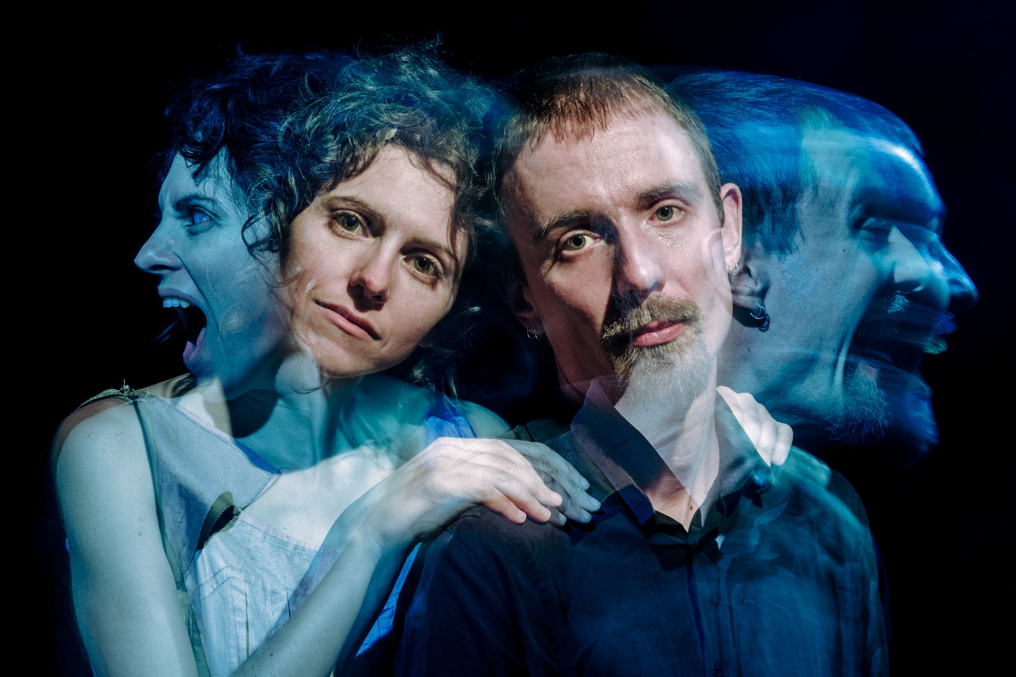 “Peidus uudishimulike pilkude eest”, Vialka duo minimalistlik ooper // 25.03 kell 19.00 // Uus Teater, Tartu