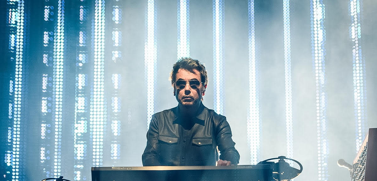 Elektroonilise popmuusika geenius Jean-Michel Jarre esineb esmakordselt Eestis