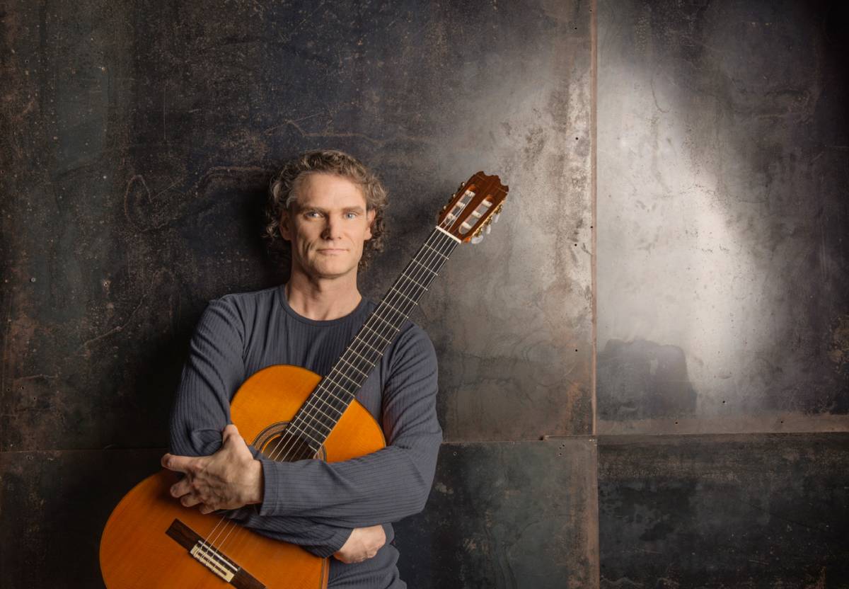 Le guitariste canadien Jesse Cook en Concert à Tallinn le 22 mars