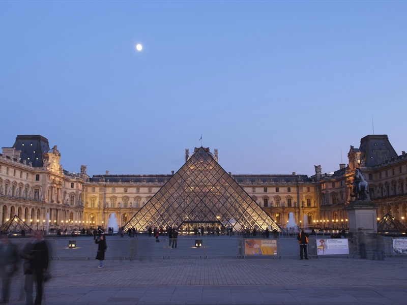 « Une nuit au Louvre. Léonard de Vinci » dans les salles estoniennes