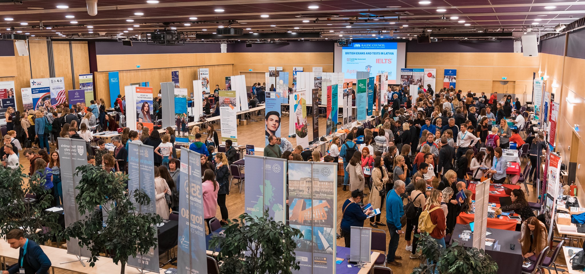 Universités et écoles françaises, participez au plus important salon de la zone balte !