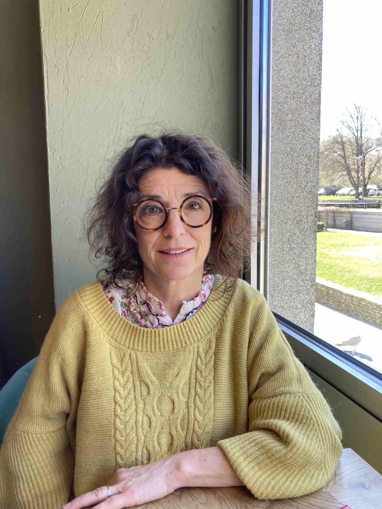 Nathalie Papin_HeadRead